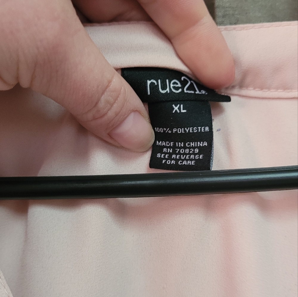 Gauzey Ruffle Blouse - Picture 5 of 5